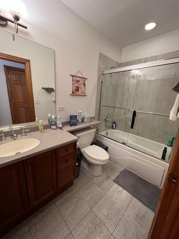 4053 N Kenmore Avenue 2N, Chicago, IL 60613