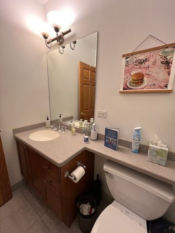 4053 N Kenmore Avenue 2N, Chicago, IL 60613