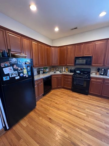 4053 N Kenmore Avenue 2N, Chicago, IL 60613