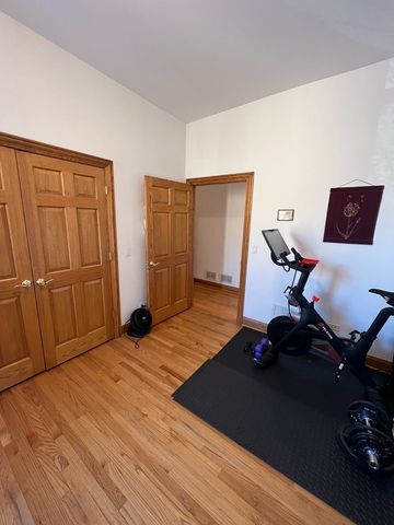 4053 N Kenmore Avenue 2N, Chicago, IL 60613