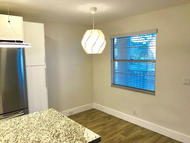 300 SW 134th Way E210, Hollywood, FL 33027