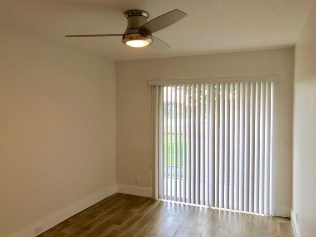 300 SW 134th Way E210, Hollywood, FL 33027