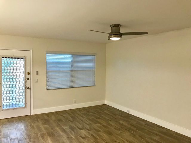 300 SW 134th Way E210, Hollywood, FL 33027