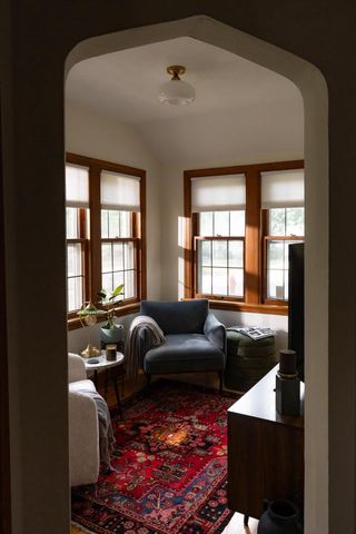5244 N Shoreland AVENUE, Whitefish Bay, WI 53217