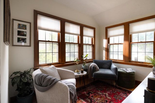 5244 N Shoreland AVENUE, Whitefish Bay, WI 53217