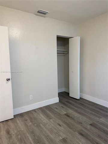 522 NW 13th Ave 1, Fort Lauderdale, FL 33311