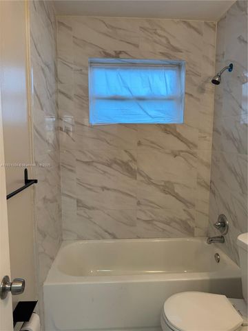 522 NW 13th Ave 1, Fort Lauderdale, FL 33311