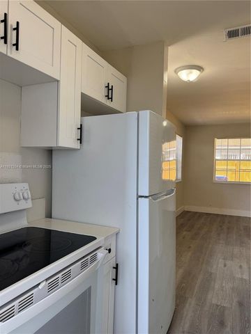 522 NW 13th Ave 1, Fort Lauderdale, FL 33311