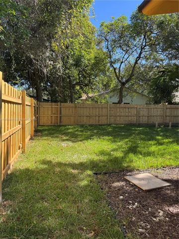 522 NW 13th Ave 1, Fort Lauderdale, FL 33311