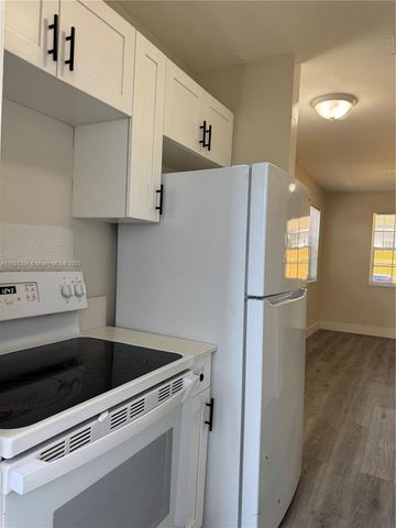 522 NW 13th Ave 1, Fort Lauderdale, FL 33311