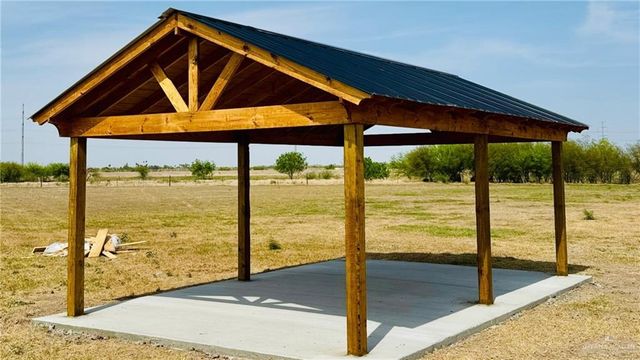 1209 N Esperanza Street, Weslaco, TX 78596