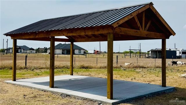 1209 N Esperanza Street, Weslaco, TX 78596