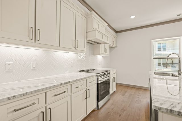 2729 Azalea Park Circle, Fort Worth, TX 76107