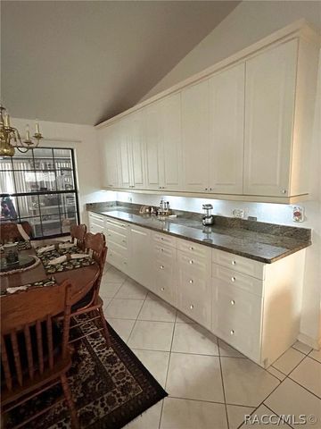 229 W Sugarberry Lane, Beverly Hills, FL 34465