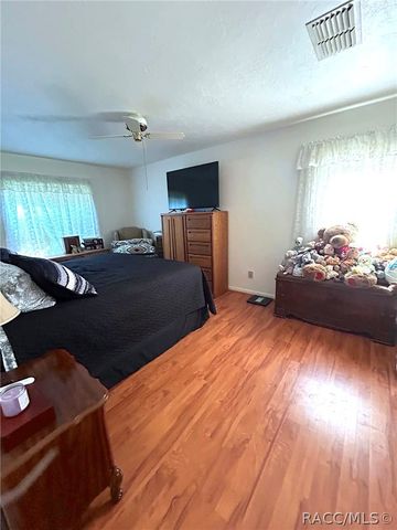 229 W Sugarberry Lane, Beverly Hills, FL 34465