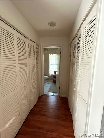 229 W Sugarberry Lane, Beverly Hills, FL 34465