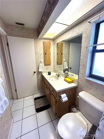 229 W Sugarberry Lane, Beverly Hills, FL 34465