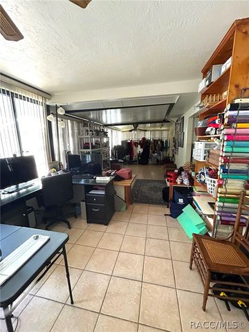 229 W Sugarberry Lane, Beverly Hills, FL 34465