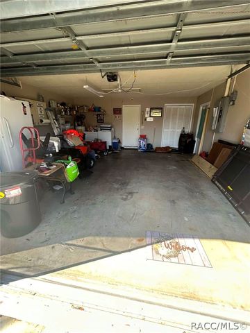 229 W Sugarberry Lane, Beverly Hills, FL 34465