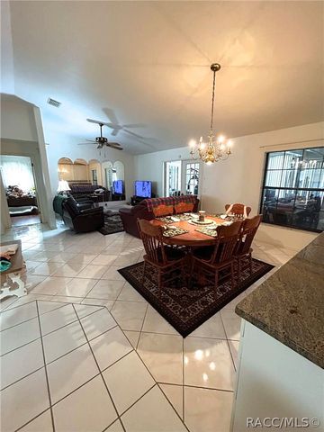 229 W Sugarberry Lane, Beverly Hills, FL 34465