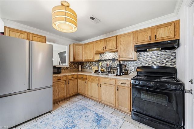 442 Smiley RD, Hampton, VA 23663