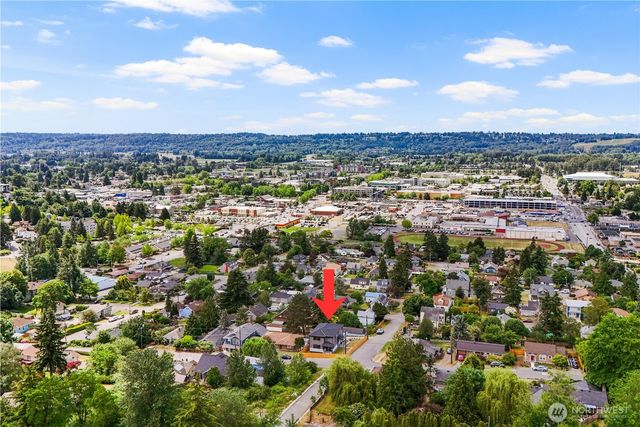 437 Hazel Avenue N, Kent, WA 98030