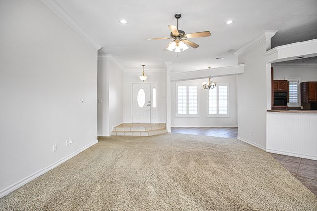 6538 15th Drive, Lubbock, TX 79416