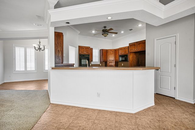 6538 15th Drive, Lubbock, TX 79416