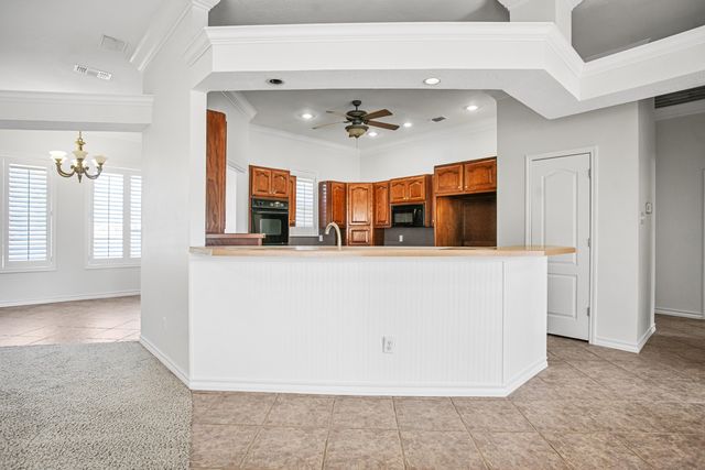 6538 15th Drive, Lubbock, TX 79416