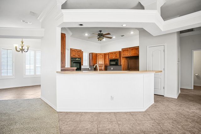 6538 15th Drive, Lubbock, TX 79416