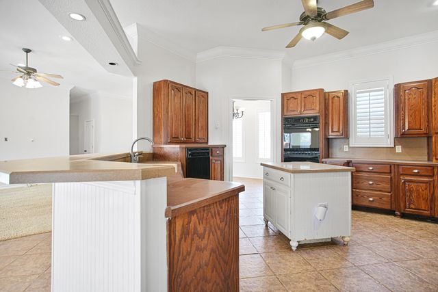 6538 15th Drive, Lubbock, TX 79416