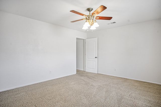 6538 15th Drive, Lubbock, TX 79416