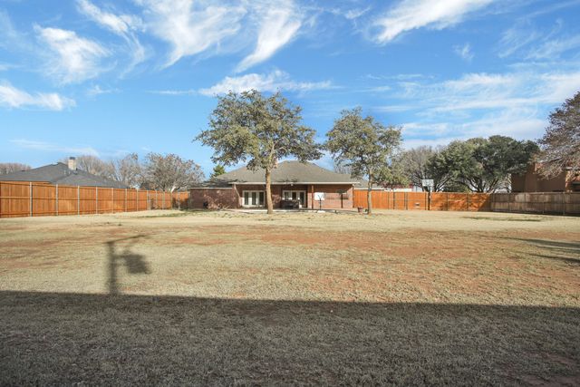 6538 15th Drive, Lubbock, TX 79416