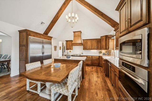 510 E Fredericksburg Court, Broken Arrow, OK 74011