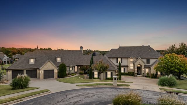 510 E Fredericksburg Court, Broken Arrow, OK 74011