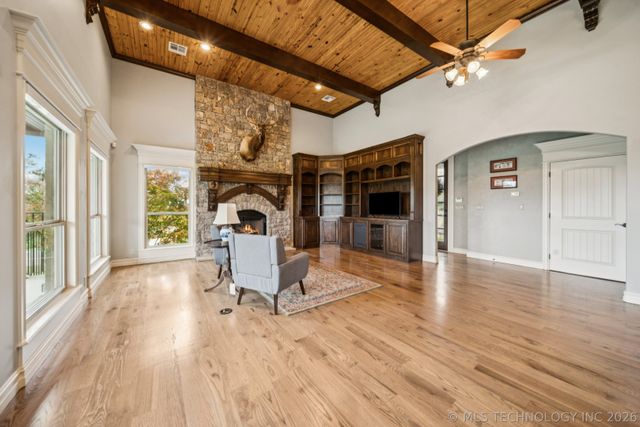 510 E Fredericksburg Court, Broken Arrow, OK 74011