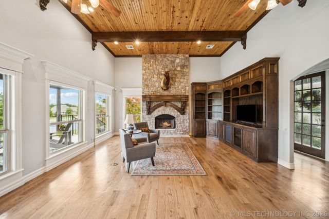 510 E Fredericksburg Court, Broken Arrow, OK 74011