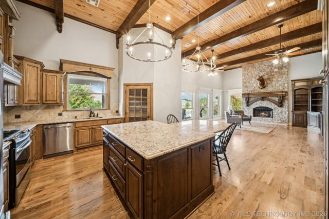 510 E Fredericksburg Court, Broken Arrow, OK 74011