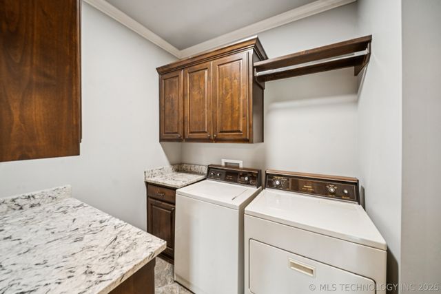 510 E Fredericksburg Court, Broken Arrow, OK 74011