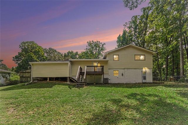 1229 Deleon Court, Clarkston, GA 30021