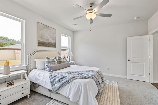 861 Stella Trail, Guthrie, OK 73044
