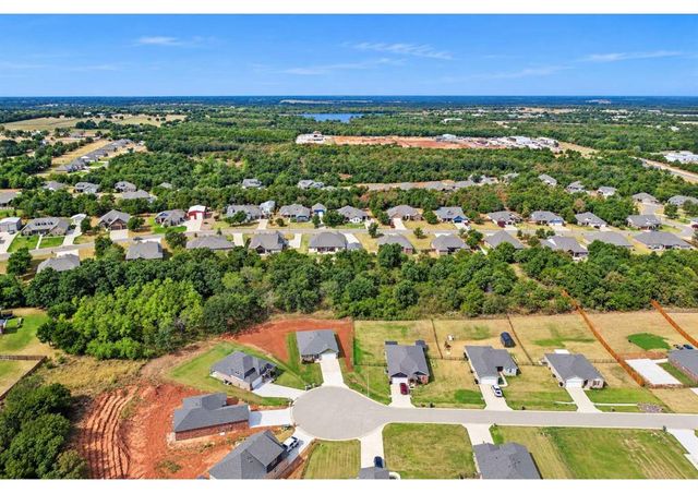 861 Stella Trail, Guthrie, OK 73044