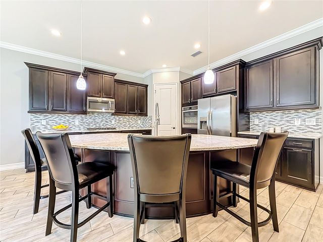 3504 LANDS END WAY, Lutz, FL 33548