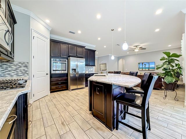 3504 LANDS END WAY, Lutz, FL 33548