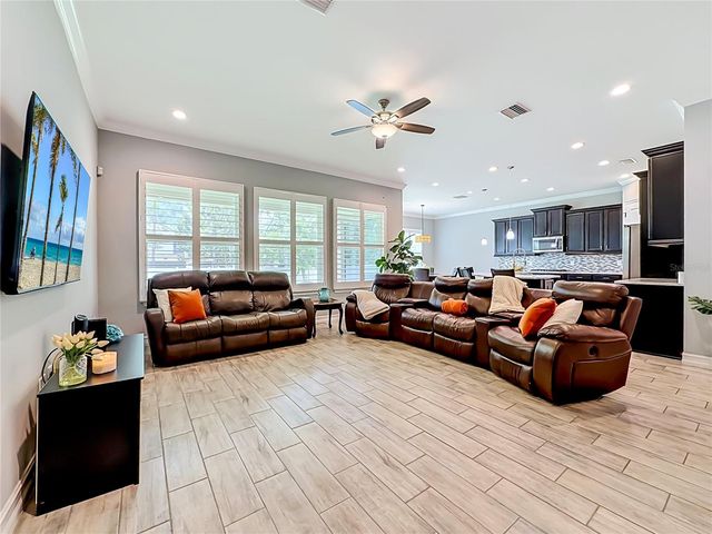 3504 LANDS END WAY, Lutz, FL 33548