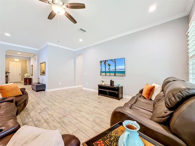 3504 LANDS END WAY, Lutz, FL 33548