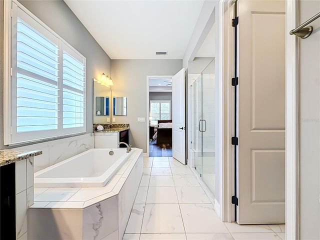 3504 LANDS END WAY, Lutz, FL 33548