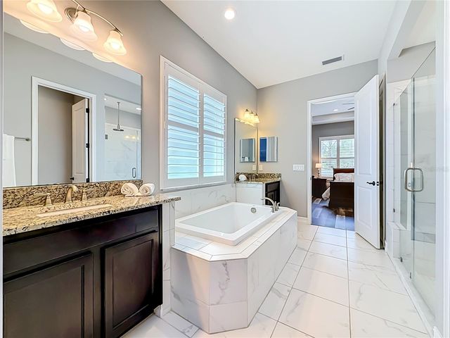 3504 LANDS END WAY, Lutz, FL 33548
