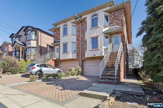 61 Columbia Avenue C0061, Cliffside Park, NJ 07010