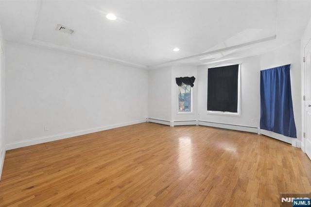 61 Columbia Avenue C0061, Cliffside Park, NJ 07010